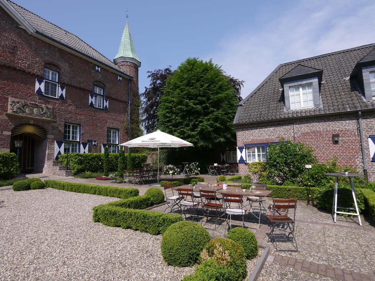 Hotel Schloss Walbeck Geldern Exterior photo